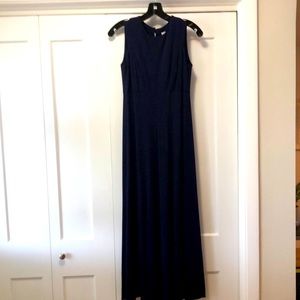 BERGDORF GOODMAN  Navy Formal Dress
